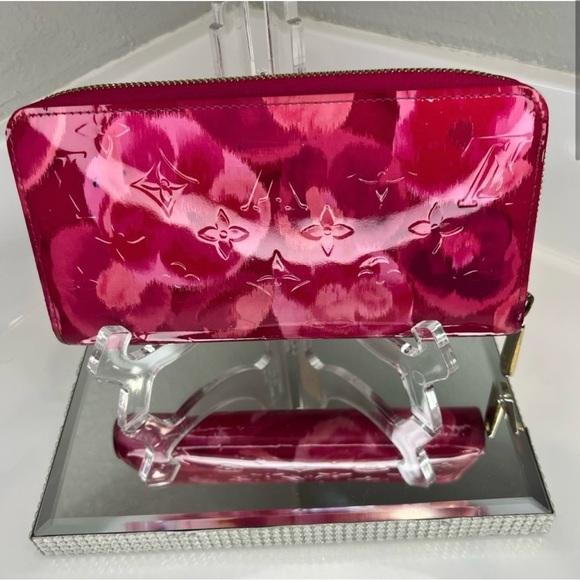 Louis Vuitton Ikat Limited EditionVernis Zippy Zip Around Wallet 🌺 🌸 - Picture 3 of 8